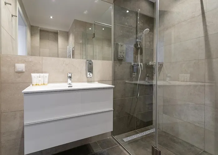 Wf-apartment Westbahnhof דירה *