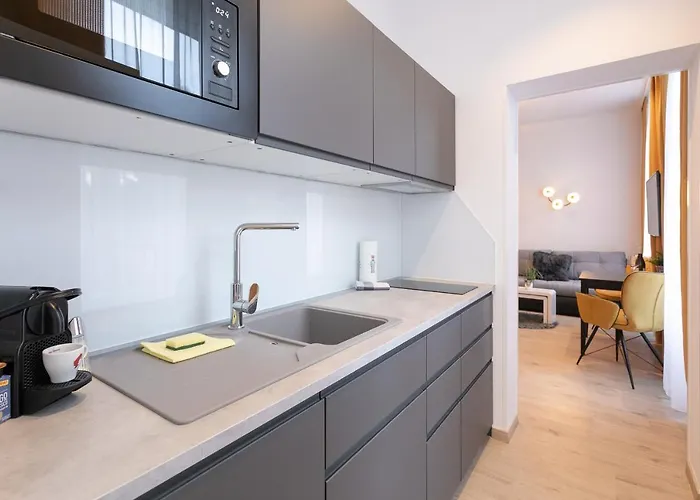 Wf-apartment Westbahnhof דירה *